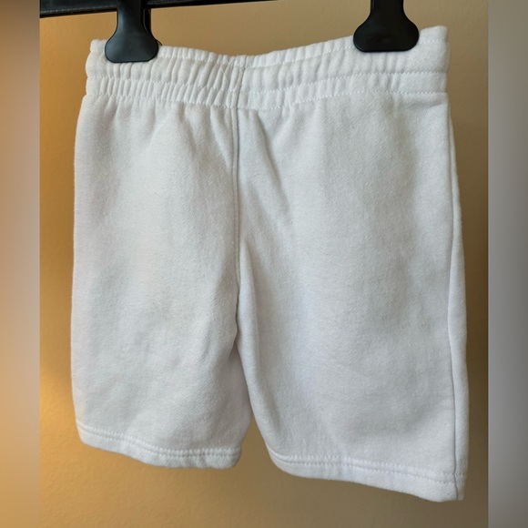 Tommy Hilfiger Boys' Drawstring Pull on Shorts (Gift with Purchase) - Picture 4 of 7